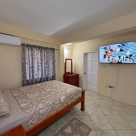 Castle Berry Apartments Kingstown Exterior foto